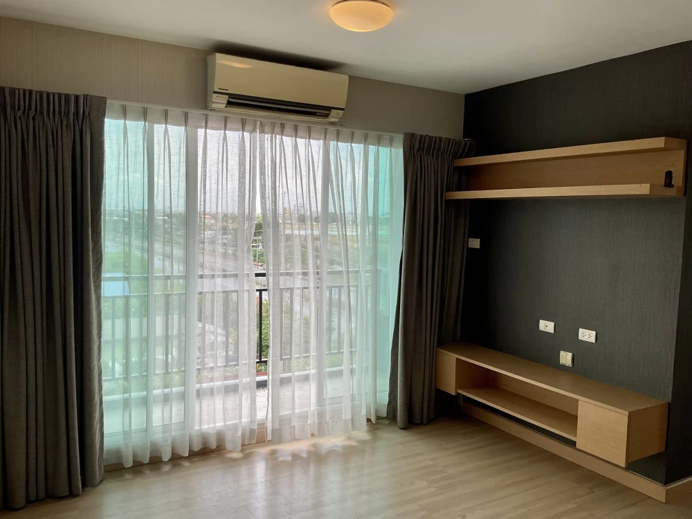 ขาย Rill Condo Rangsit ห้องชั้น 7 พื้นที่ใช้สอยเยอะ วิวโล่ง ไม่บล็อค พลาดแล้วจะเสียใจ