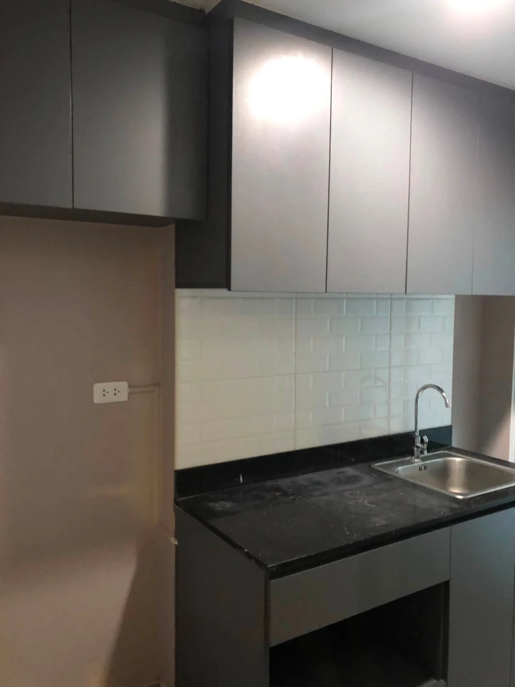 ขาย RYE Talat Phlu ห้องทิศเหนือ ในทำเลดี มาพร้อมเฟอร์นิเจอร์บิวท์อิน พลาดแล้วจะเสียใจ