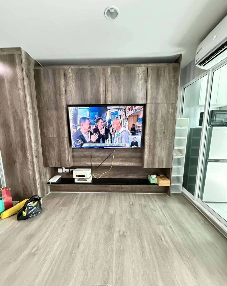 Selling a nice, fully furnished room in Talat Phlu. Just bring your bags and move in! Book now before it's too late!