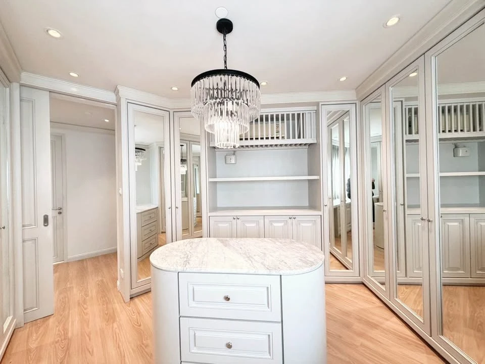 ขาย Sathorn Gardens ชั้น 18 วิวเมือง ห้องสวย น่าอยู่ สนใจเป็นเจ้าของ รีบจองเลย