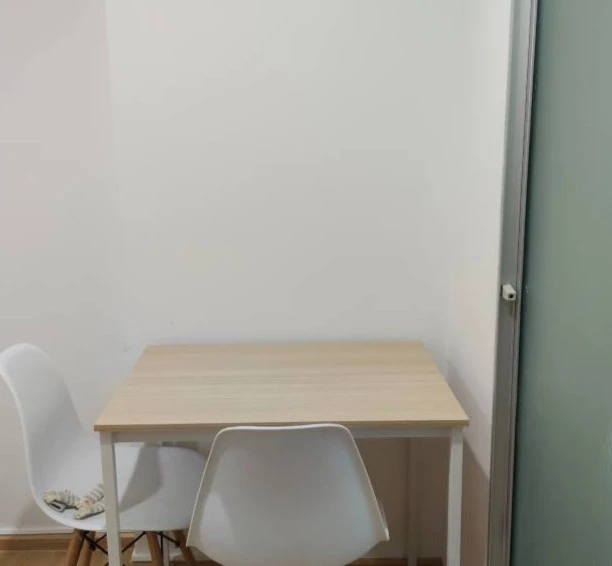 ขาย Sena Kith Chalong Krung-Ladkrabang ห้องพร้อมอยู่ สิ่งอำนวยความสะดวกพร้อม มาแต่ตัวเข้าอยู่ได้เลย จองเลยห้ามพลาด!!!