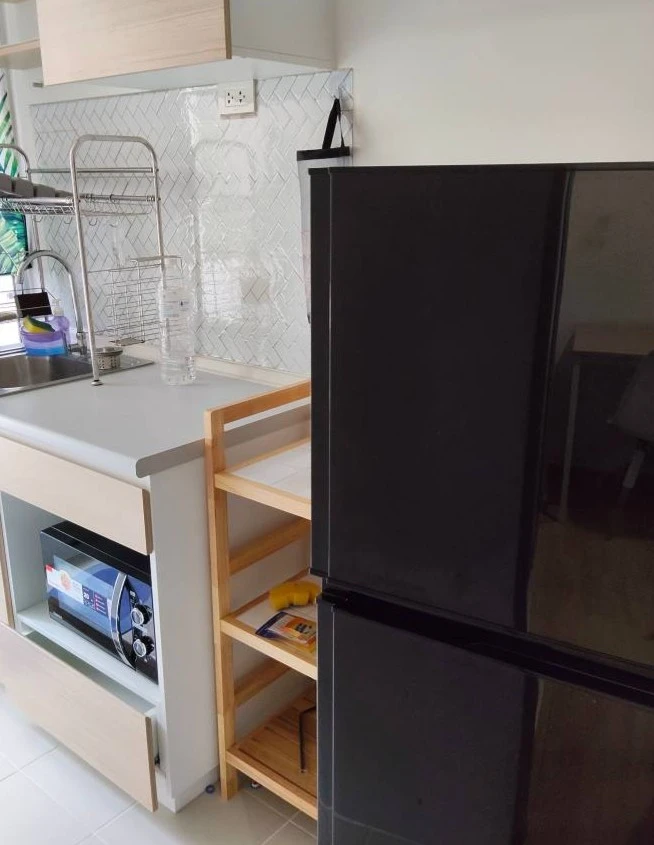 ขาย Sena Kith Chalong Krung-Ladkrabang ห้องพร้อมอยู่ สิ่งอำนวยความสะดวกพร้อม มาแต่ตัวเข้าอยู่ได้เลย จองเลยห้ามพลาด!!!