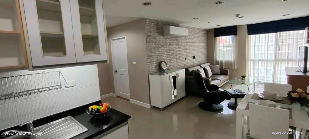 ขาย Serene Place Sukhumvit 24 ชั้น 7 ห้องน่าอยู่ แต่งครบ พร้อมอยู่ จองเลย ด่วนๆ