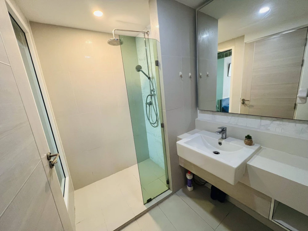 ขาย Seven Seas Condo Resort Jomtien ห้องแต่งสวยน่าอยู่ พื้นที่ใช้สอยเยอะ เห็นวิวสระ ไม่จองไหวหรอ