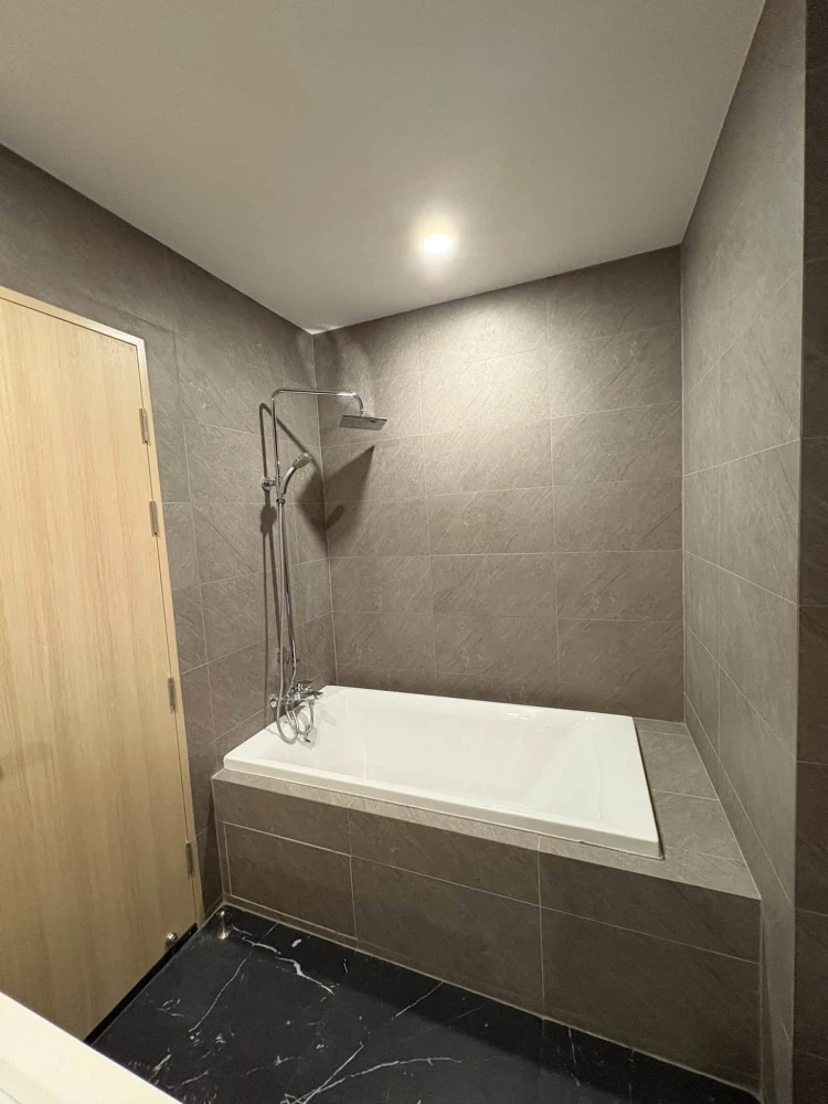 ขาย SKYRISE Avenue Sukhumvit 64 2 ห้องนอน พื้นที่ใช้สอยเยอะ ส่วนกลางครบ จองเลย
