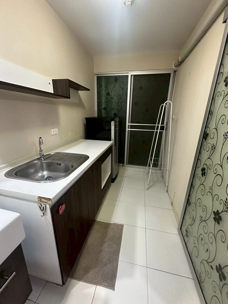 ขาย Smart Watcharapol ห้องพร้อมอยู่ เฟอร์พร้อม กว้างขวางน่าอยู่ จองเลย