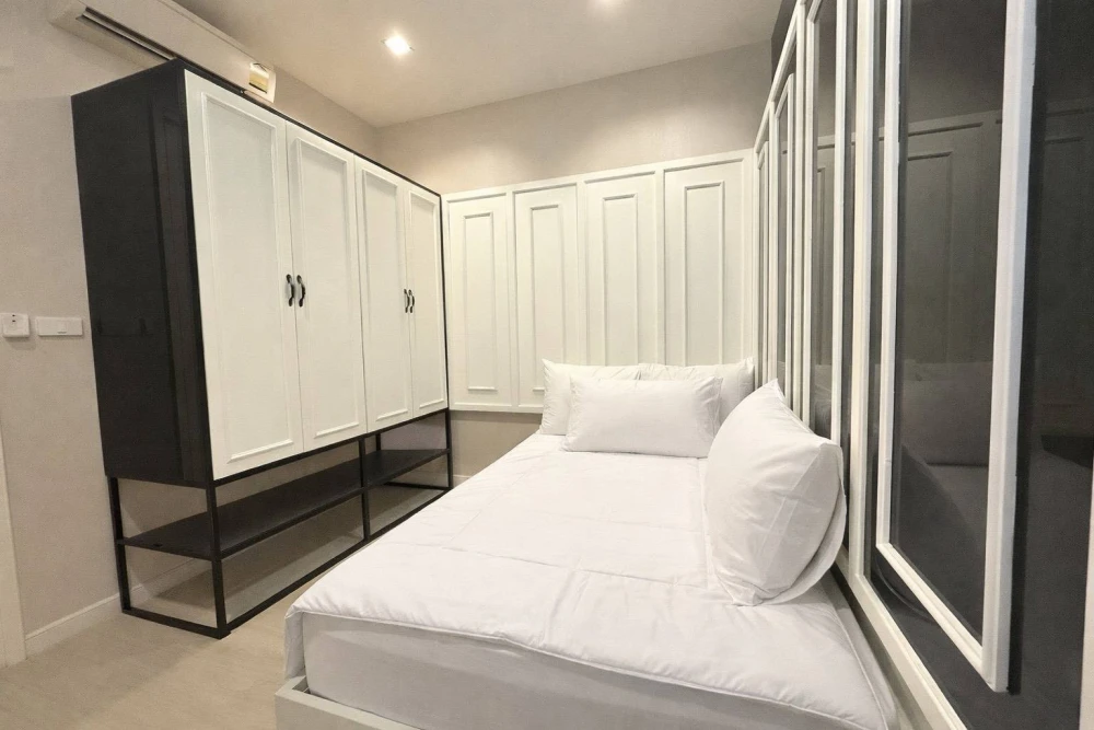 ขาย Star View พื้นที่ใช้สอยเยอะ ตกแต่งคุมโทน ติดวอลเปเปอร์อย่างดี มีลิฟท์ส่วนตัวถีงห้อง จองเลย