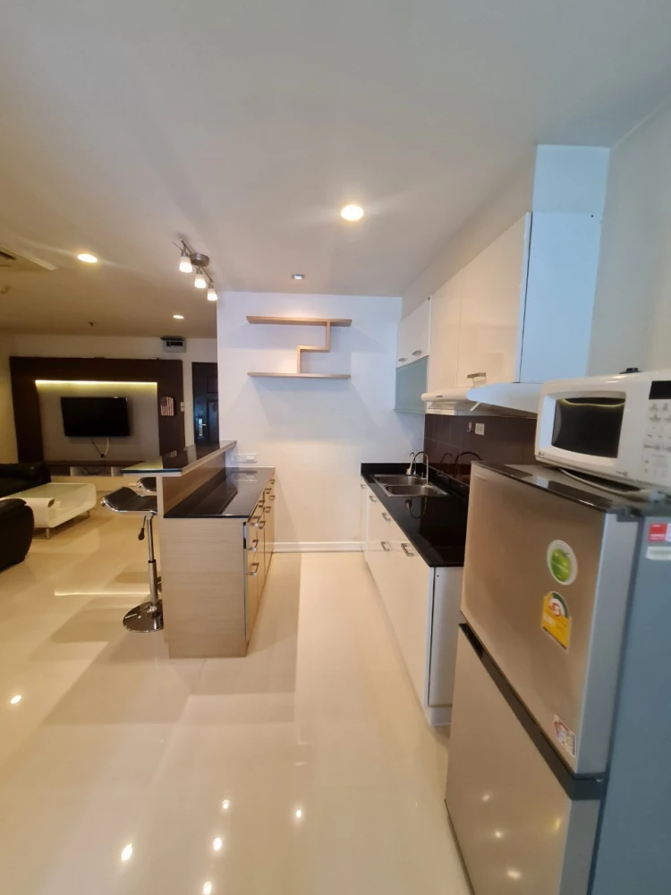 ขาย Sukhumvit Living Town ชั้น 8 วิวสวย มาพร้อมการตกแต่งที่ครบครัน สนใจจองเลย