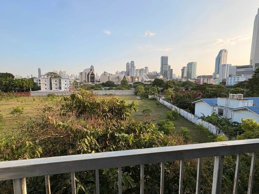 ขาย Supalai City Resort รัชดา-ห้วยขวาง วิวโล่ง ไม่มีตึกบัง รับลมและแสงธรรมชาติได้ดี ห้องสภาพดี พร้อมเข้าอยู่