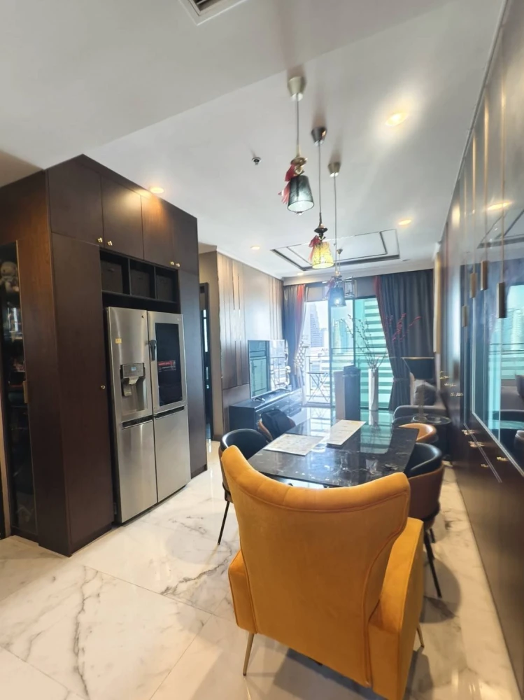 ขาย Supalai Elite Surawong ห้องชั้นสูงกว้างขวางอยู่สบาย จองเลย