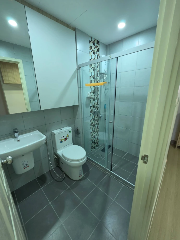 ขาย Supalai Loft @ Talat Phlu Station 2 ห้องนอน พื้นที่ใช้สอยเยอะ บิ้วอินเฟอร์นิเจอร์อย่างดี รีบจองเลยจ้า