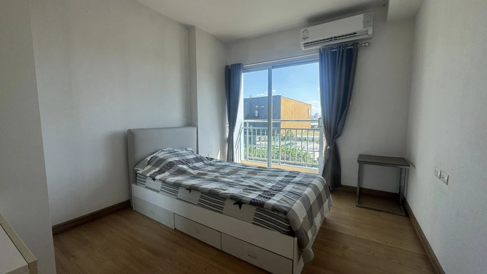 ขาย Supalai Mare ห้องใหญ่มาก มี 2 ห้องนอน 2 ห้องน้ำ ได้วิวสระว่ายน้ำ บรรยากาศสุดชิล ห้ามพลาด