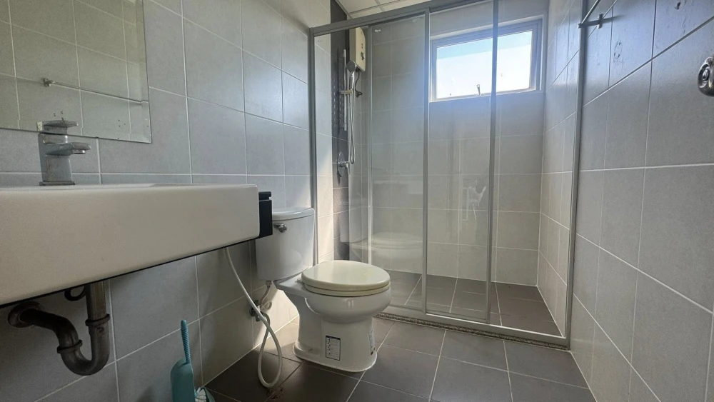 ขาย Supalai Mare ห้องใหญ่มาก มี 2 ห้องนอน 2 ห้องน้ำ ได้วิวสระว่ายน้ำ บรรยากาศสุดชิล ห้ามพลาด