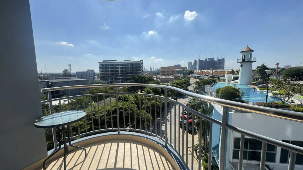 ขาย Supalai Mare ห้องใหญ่มาก มี 2 ห้องนอน 2 ห้องน้ำ ได้วิวสระว่ายน้ำ บรรยากาศสุดชิล ห้ามพลาด