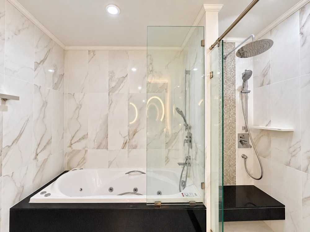 ขาย Supalai Oriental Sukhumvit 39 ชั้น 34 ตกแต่งครบ หรูหราน่าอยู่ รีบจองเลย