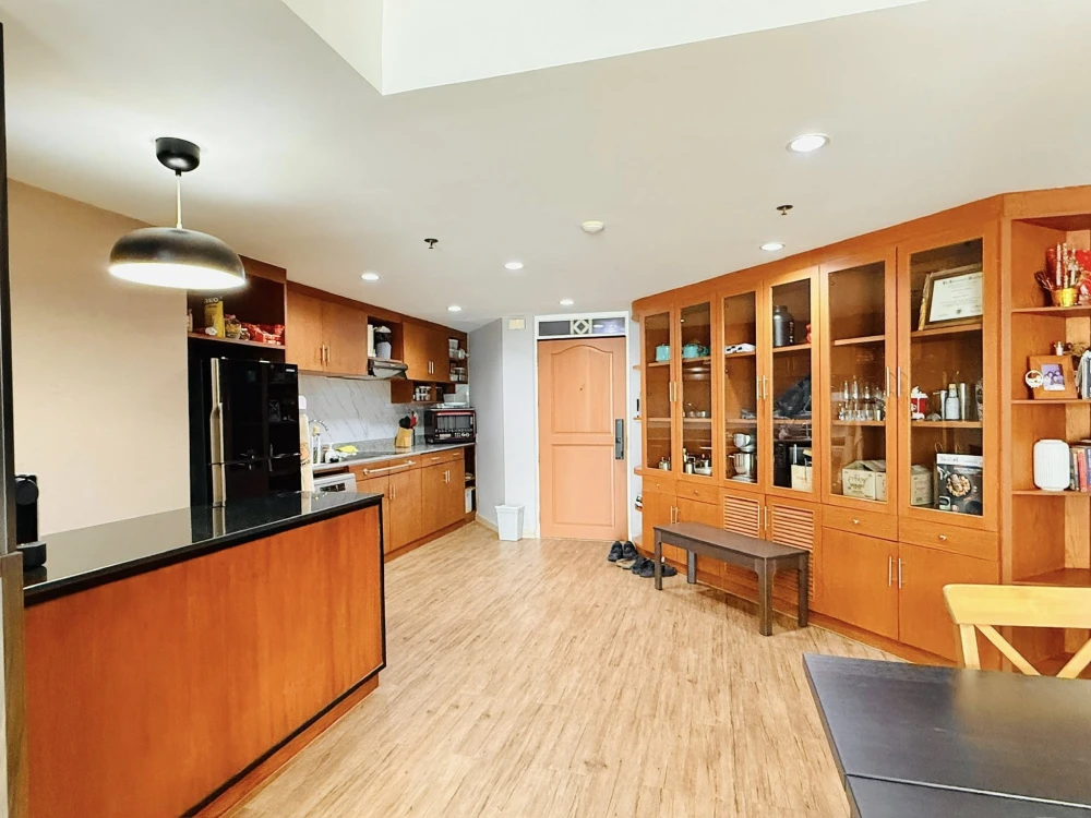 ขาย Supalai Park Paholyothin 21 ชั้น 14 ห้องแต่งครบ น่าอยู่ จองเลย