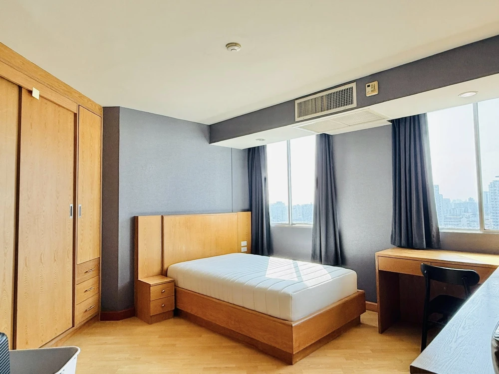 ขาย Supalai Park Paholyothin 21 ชั้น 14 ห้องแต่งครบ น่าอยู่ จองเลย