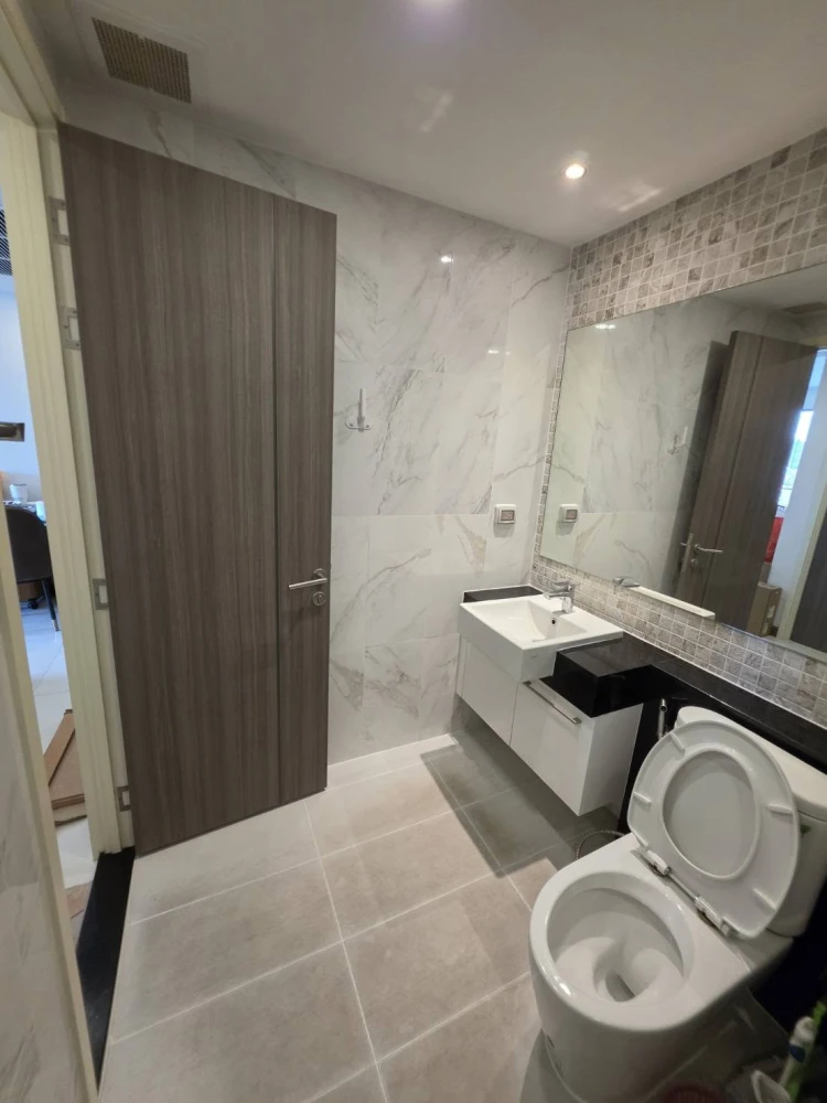 ขาย Supalai Premier Charoen Nakhon 1 ห้องนอน 1 ห้องน้ำ พื้นที่ใช้สอยเยอะ วิวสระว่ายน้ำ ห้ามพลาด
