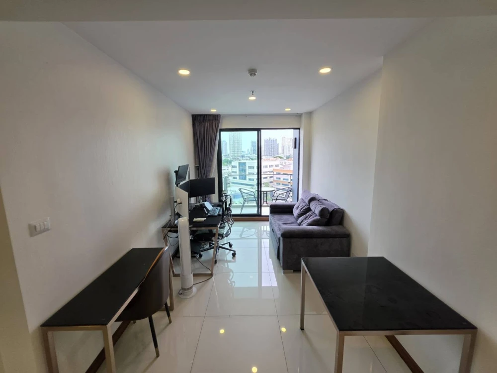 ขาย Supalai Premier Charoen Nakhon 1 ห้องนอน 1 ห้องน้ำ พื้นที่ใช้สอยเยอะ วิวสระว่ายน้ำ ห้ามพลาด