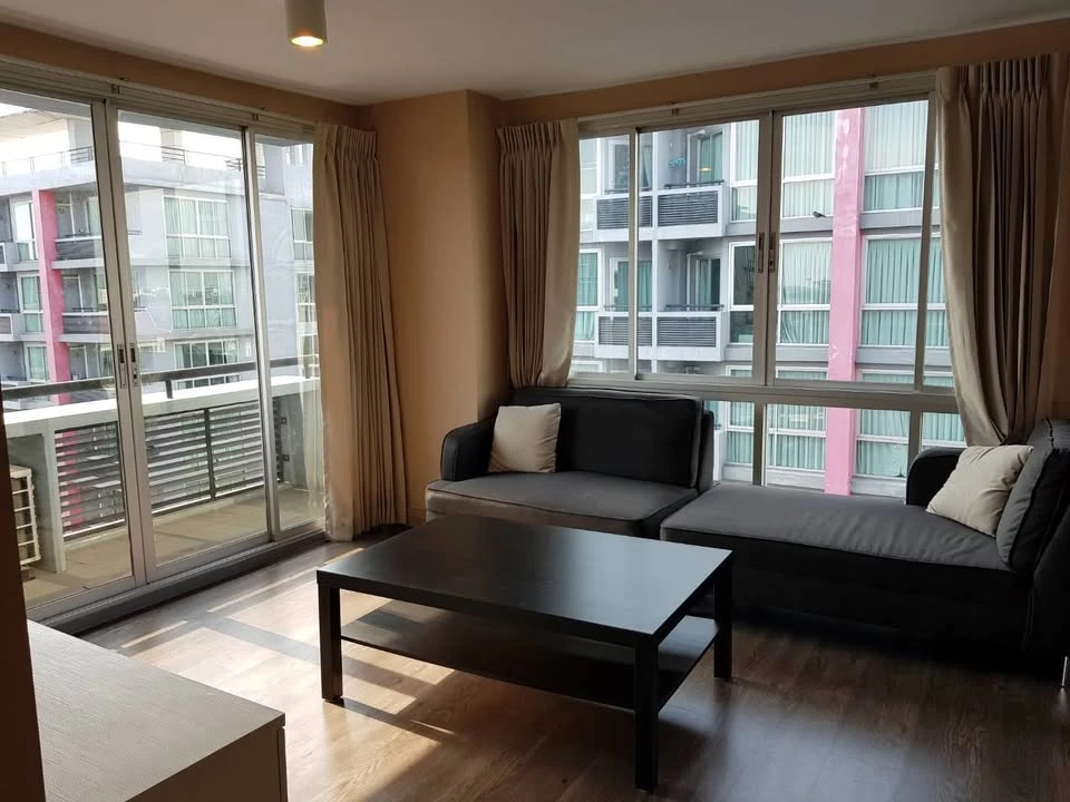ขาย Swift Condo ห้องกว้างพร้อมอยู่ เฟอร์พร้อม จองเลย