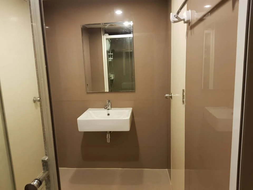 ขาย Swift Condo ห้องกว้างพร้อมอยู่ เฟอร์พร้อม จองเลย