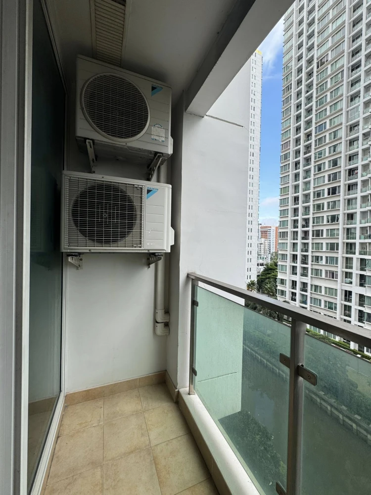 ขาย TC Green Condominium ห้องพร้อมเข้าอยู่ เฟอร์พร้อม ห้องกว้างอยู่สบาย รีบจองเลย