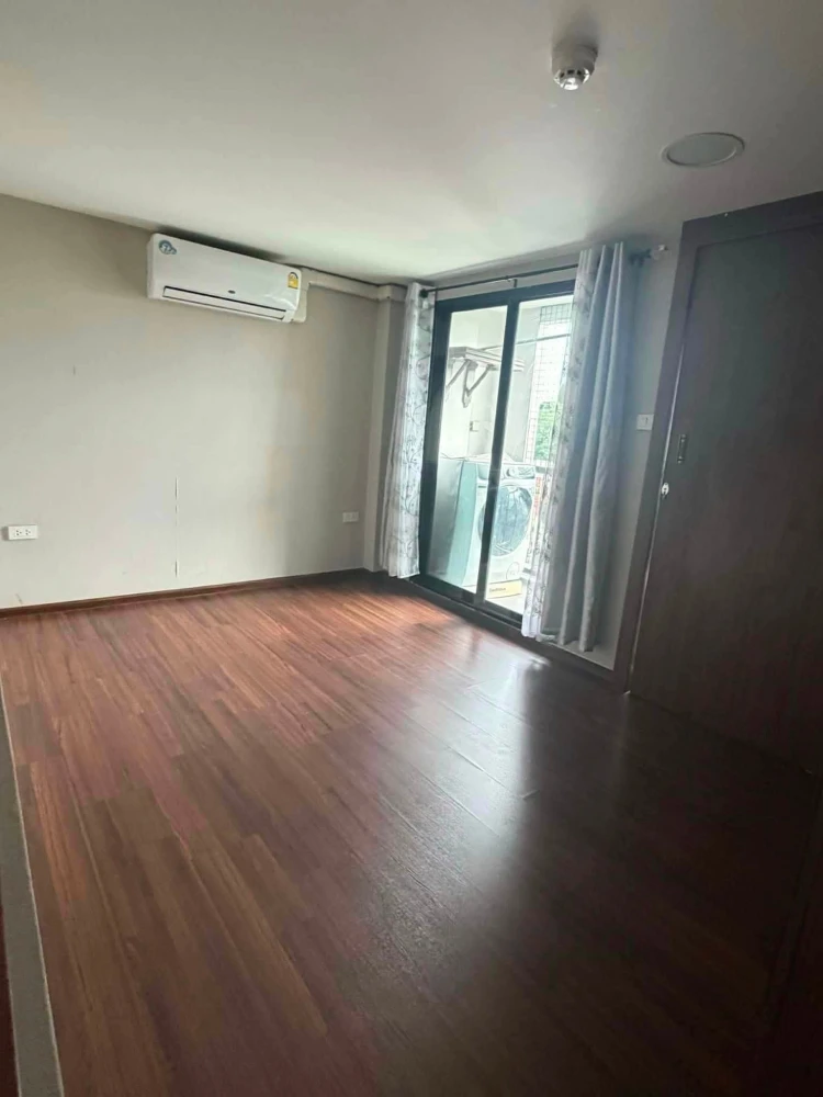 ขาย TGold คอนโด ลาดพร้าว 93 Duplex 2 ชั้น ห้องอยู่ชั้น 3 Pet Friendly เลี้ยงสัตว์ได้ รีบจองเลย