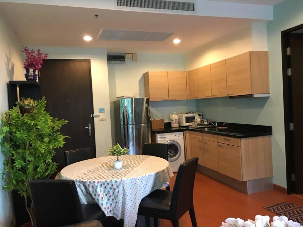 ขาย The Address Chidlom ชั้น 4 ห้องน่าอยู่ แต่งครบ สนใจจองเลย ห้ามพลาด