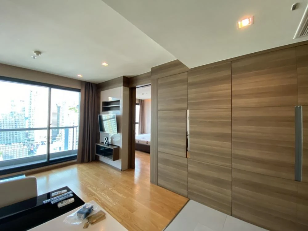 ขาย The Address Sathorn ชั้น 24 แต่งครบ น่าอยู่ สนใจจองเลย ห้ามพลาด