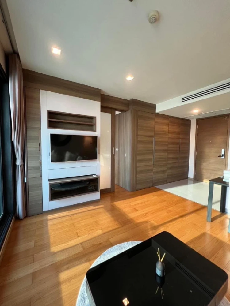 ขาย The Address Sathorn ชั้น 24 แต่งครบ น่าอยู่ สนใจจองเลย ห้ามพลาด