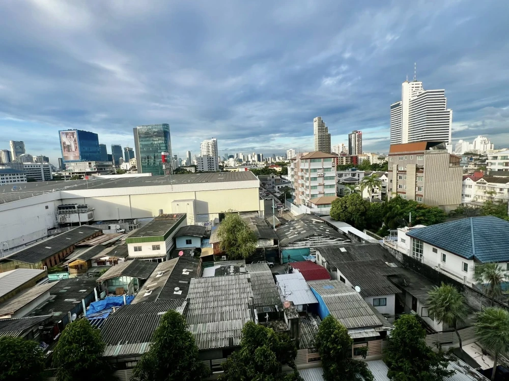ขาย The Bangkok Narathiwas Ratchanakarint ห้องมุมคนไม่พลุกพล่าน พื้นที่ใช้สอยเยอะ ทำเลดี จองด่วน