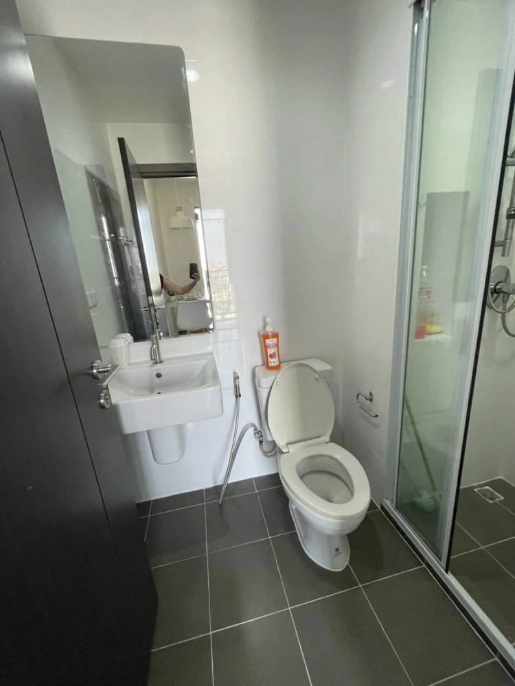 ขาย The Base Park East ห้องอยู่ชั้นสูงมากๆ (ชั้น 26) ตกแต่งสวยหวาน น่ารัก น่าอยู่ รีบจองเลย