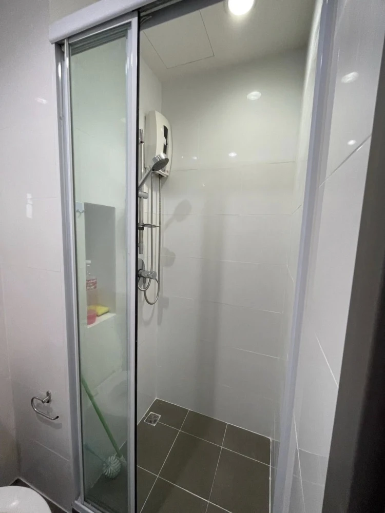 ขาย The Base Park East ห้องอยู่ชั้นสูงมากๆ (ชั้น 26) ตกแต่งสวยหวาน น่ารัก น่าอยู่ รีบจองเลย