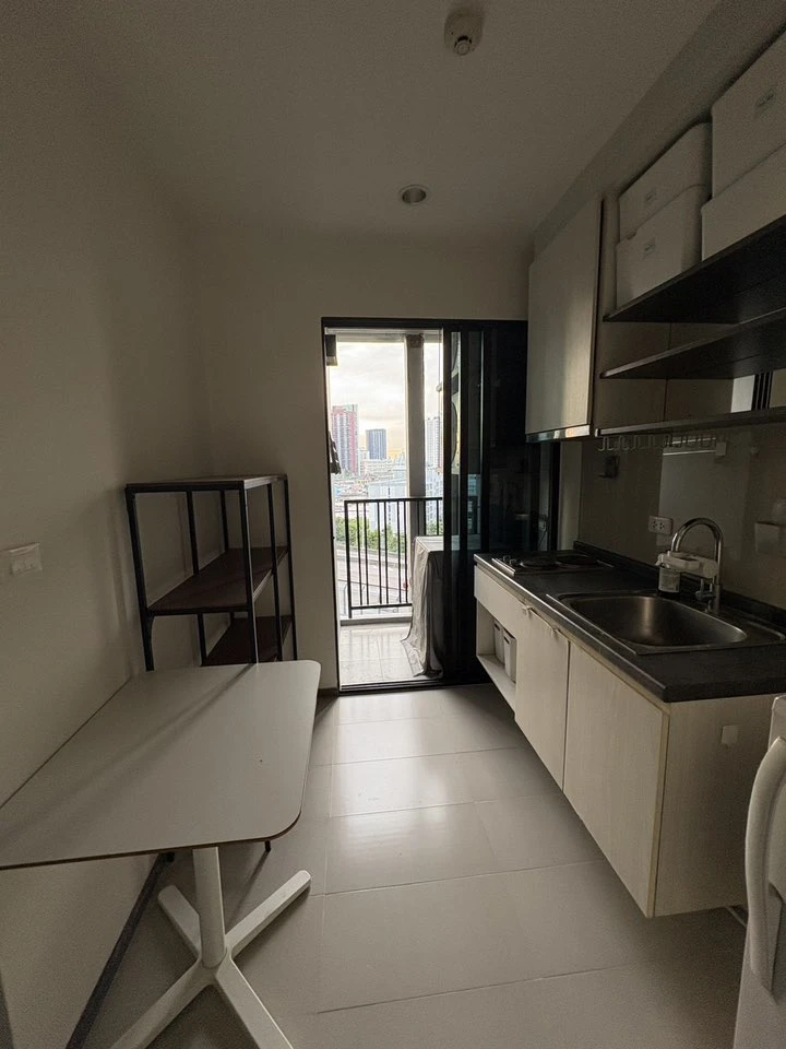 ขาย The Base Park West ชั้น 34 ได้วิวสูง สิ่งอำนวยความสะดวกครบ มาเป็นเจ้าของได้แล้ววันนี้