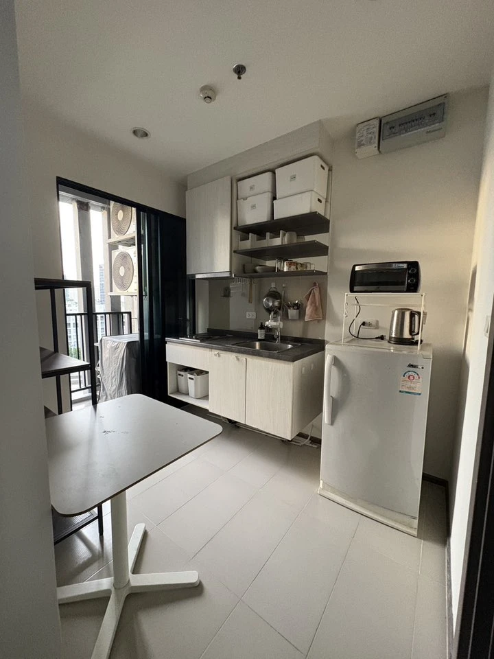 ขาย The Base Park West ชั้น 34 ได้วิวสูง สิ่งอำนวยความสะดวกครบ มาเป็นเจ้าของได้แล้ววันนี้