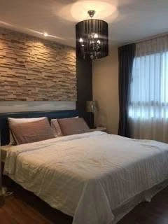 Selling The Clover Thonglor condo. Resort-like atmosphere, spacious and comfortable rooms, fully furnished with functional features. Don't miss out!