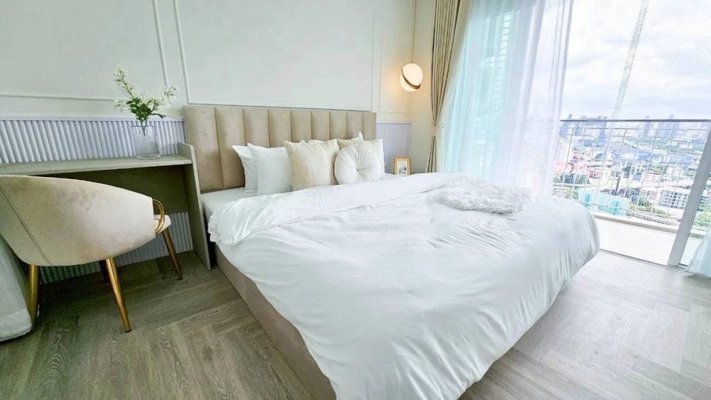 ขาย The Complete Rajprarop ชั้น 27 ห้องสวย แต่งครบ สนใจจองเลย