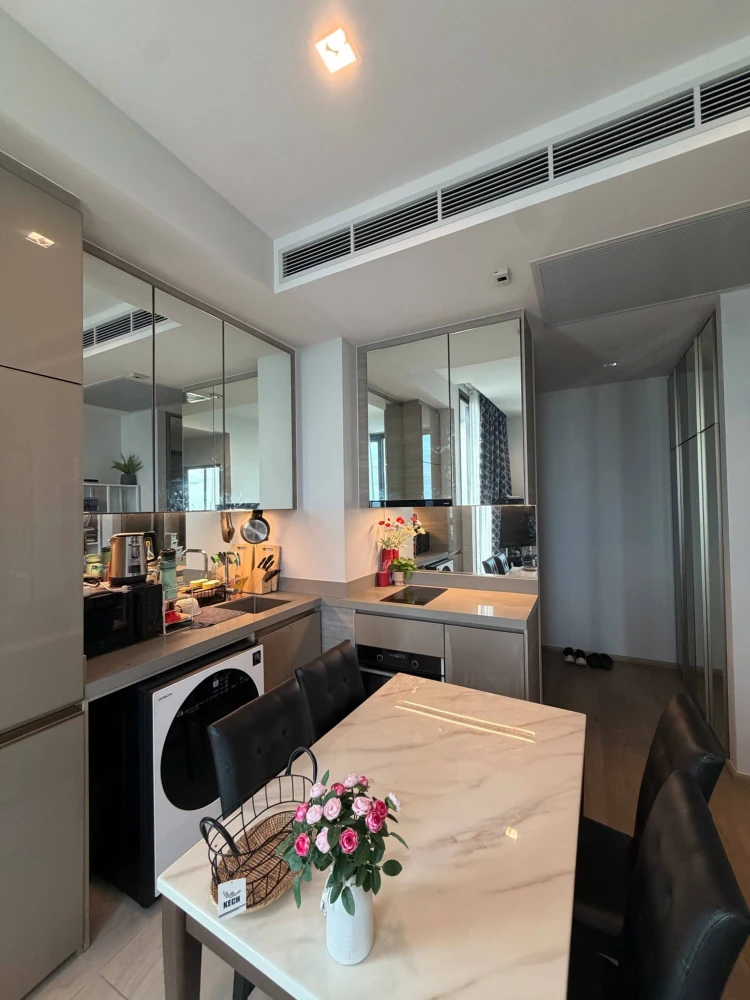 ขาย The Crest Park Residence ห้องอยู่ชั้น 30+ สูงมากๆ วิวสวนกระจก3ด้าน270องศา มีระเบียงด้านหน้าด้านหลัง ตัวห้องไม่ติดห้องไหนเลย