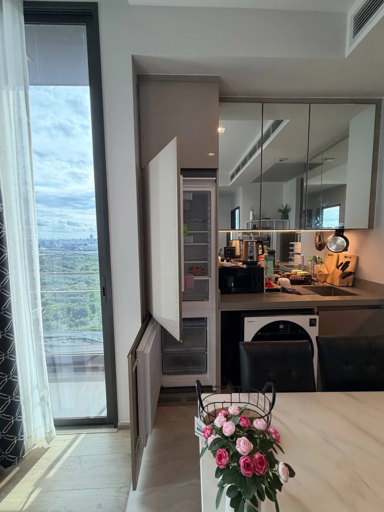 ขาย The Crest Park Residence ห้องอยู่ชั้น 30+ สูงมากๆ วิวสวนกระจก3ด้าน270องศา มีระเบียงด้านหน้าด้านหลัง ตัวห้องไม่ติดห้องไหนเลย