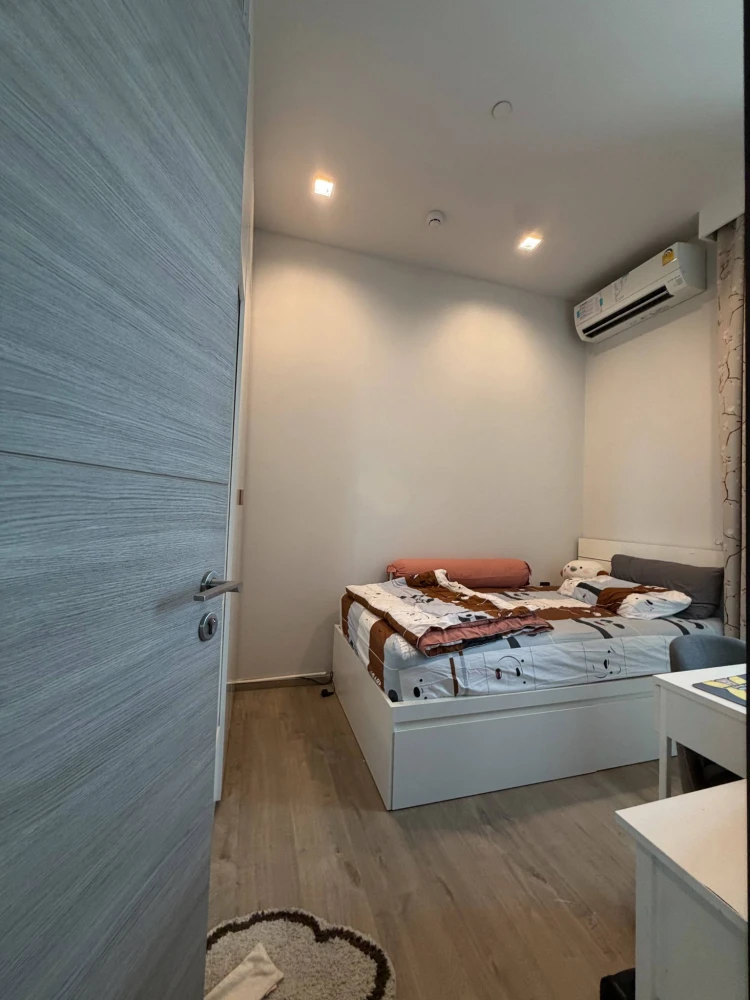 ขาย The Crest Park Residence ห้องอยู่ชั้น 30+ สูงมากๆ วิวสวนกระจก3ด้าน270องศา มีระเบียงด้านหน้าด้านหลัง ตัวห้องไม่ติดห้องไหนเลย