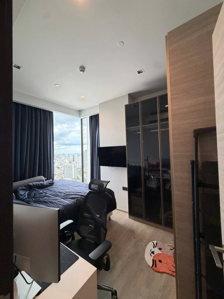 ขาย The Crest Park Residence ห้องอยู่ชั้น 30+ สูงมากๆ วิวสวนกระจก3ด้าน270องศา มีระเบียงด้านหน้าด้านหลัง ตัวห้องไม่ติดห้องไหนเลย