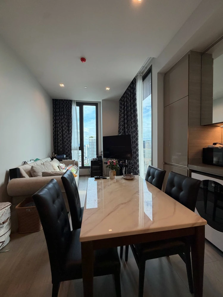 ขาย The Crest Park Residence ห้องอยู่ชั้น 30+ สูงมากๆ วิวสวนกระจก3ด้าน270องศา มีระเบียงด้านหน้าด้านหลัง ตัวห้องไม่ติดห้องไหนเลย