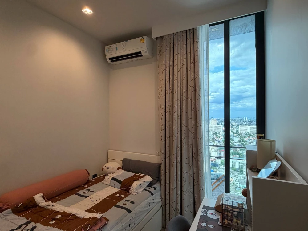 ขาย The Crest Park Residence ห้องอยู่ชั้น 30+ สูงมากๆ วิวสวนกระจก3ด้าน270องศา มีระเบียงด้านหน้าด้านหลัง ตัวห้องไม่ติดห้องไหนเลย