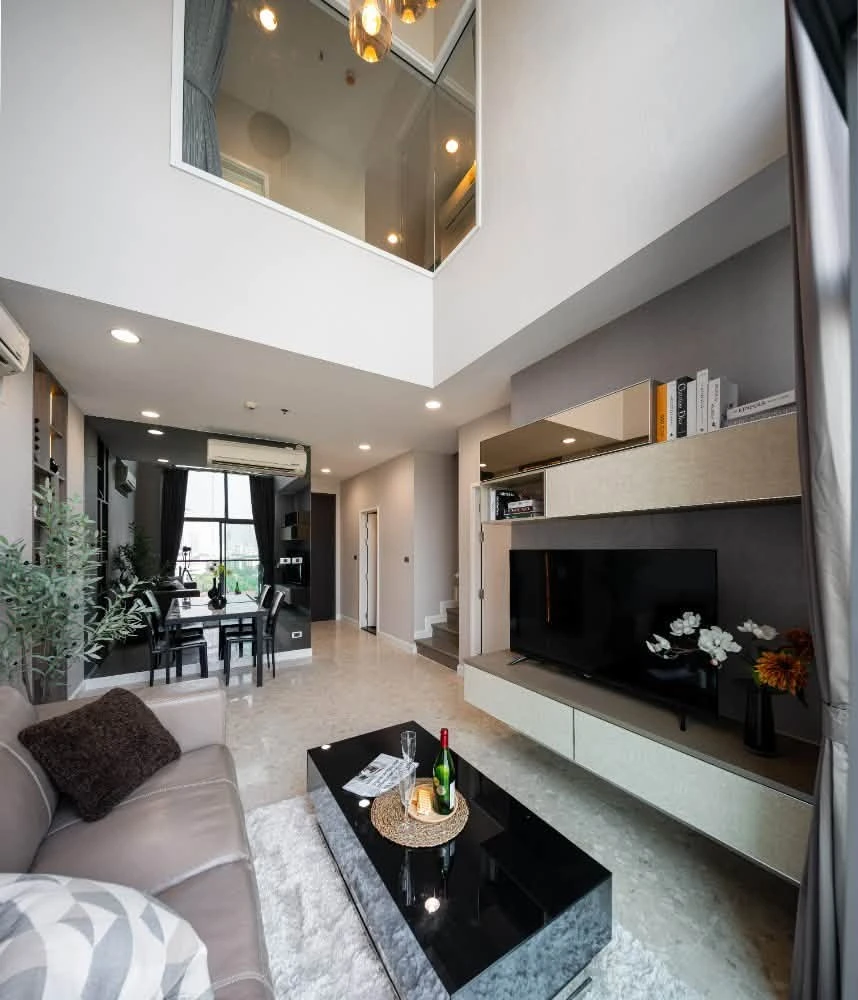 ขาย The Crest Sukhumvit 34 รูปแบบ 2 นอน Duplex Unit เพดานสูง โปร่ง โล่ง Fully Furnished จองเลย