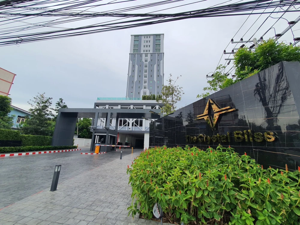 ขาย The Crystal Bliss @ Rattanathibet ห้องเปล่า ราคาดี สนใจเป็นเจ้าของ รีบจองเลย