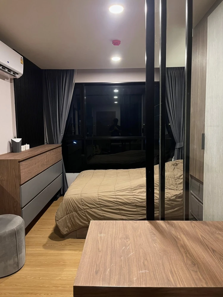 ขาย The Cube Loft Srinakarin-Theparak ห้องแต่งสไตล์loftคุมโทน มาพร้อมเฟอร์และเครื่องใช้ไฟฟ้าครบครัน หิ้วกระเป๋าเข้าอยู่ได้เลยจ้า