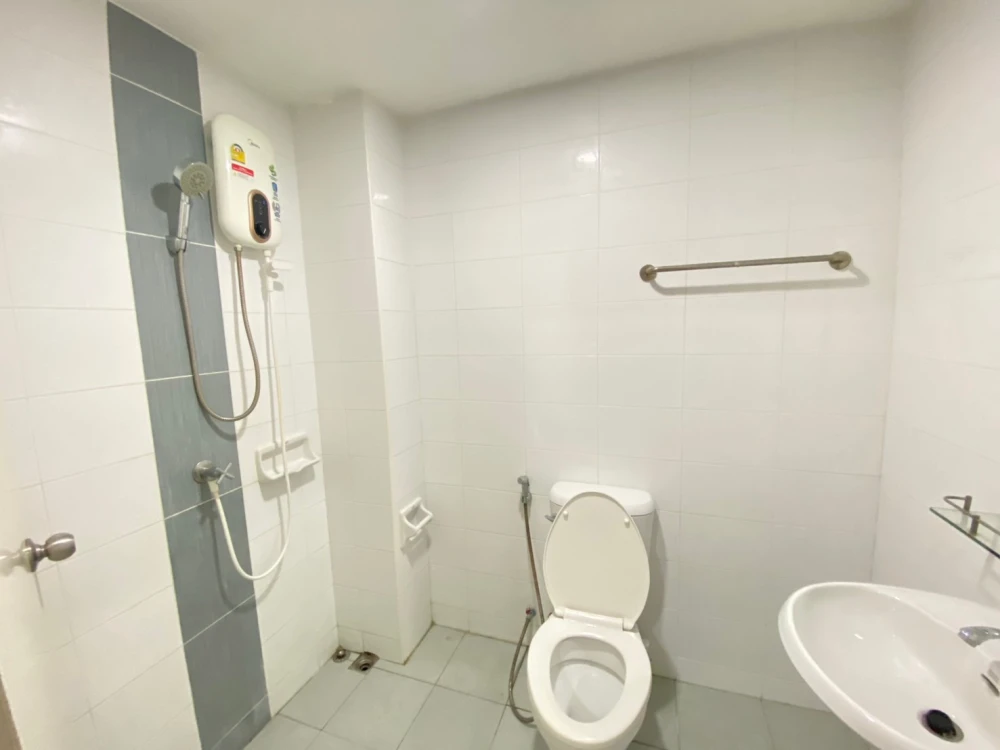 ขาย The Diamond Nawa Nakhon-Taladthai ชั้น 6 ห้องแต่งครบ น่าอยู่ จองเลย