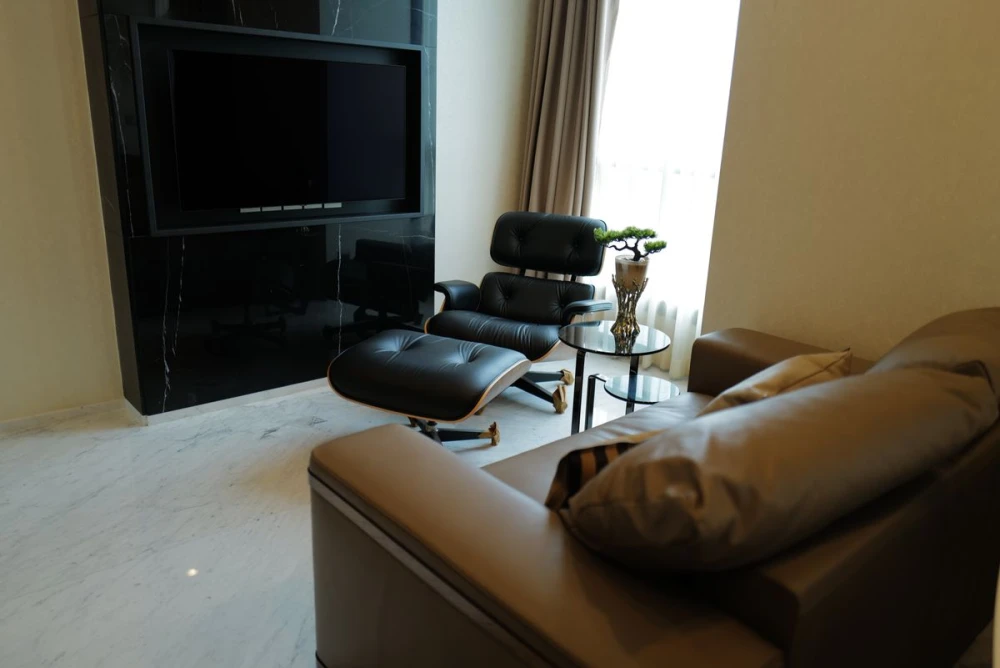 ขาย The Esse Sukhumvit 36 ห้องสวย แต่งครบ กว้าง อยู่สบาย จองเลย ห้ามพลาด