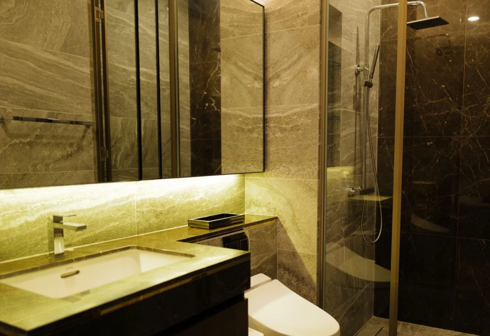 ขาย The Esse Sukhumvit 36 ห้องสวย แต่งครบ กว้าง อยู่สบาย จองเลย ห้ามพลาด