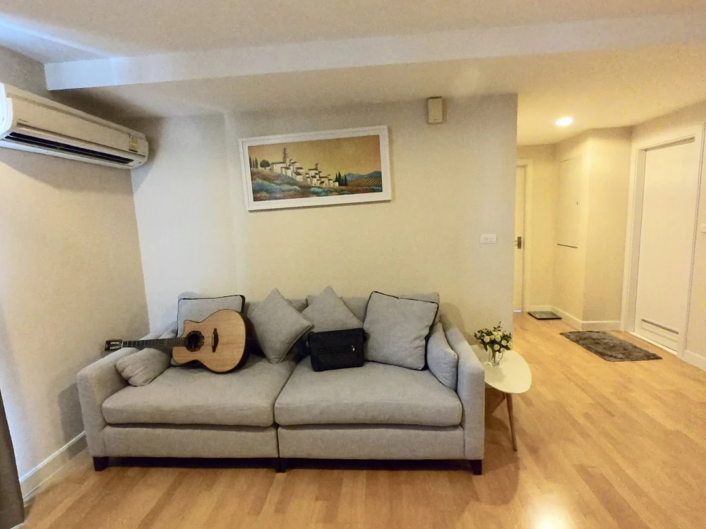 ขาย The fine Ari 4-พหลโยธิน มีห้องที่อยู่ติดกัน เพียงห้องเดียว จึง เงียบสงบมาก เป็นคอนโด Slow life สำหรับคนที่ไม่ชอบความวุ่นวาย